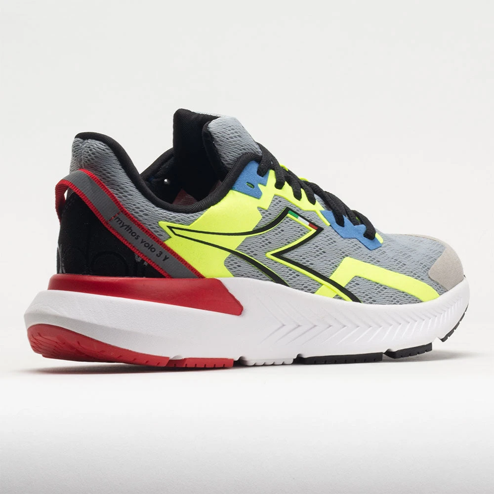 Diadora Mythos Volo 3 Junior Silver/Black/Yellow 8 Diadora Mythos Volo 3 Junior Silver/Black/Yellow - Image 6